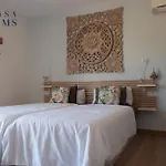 Homestay Casatims - Adults Only *